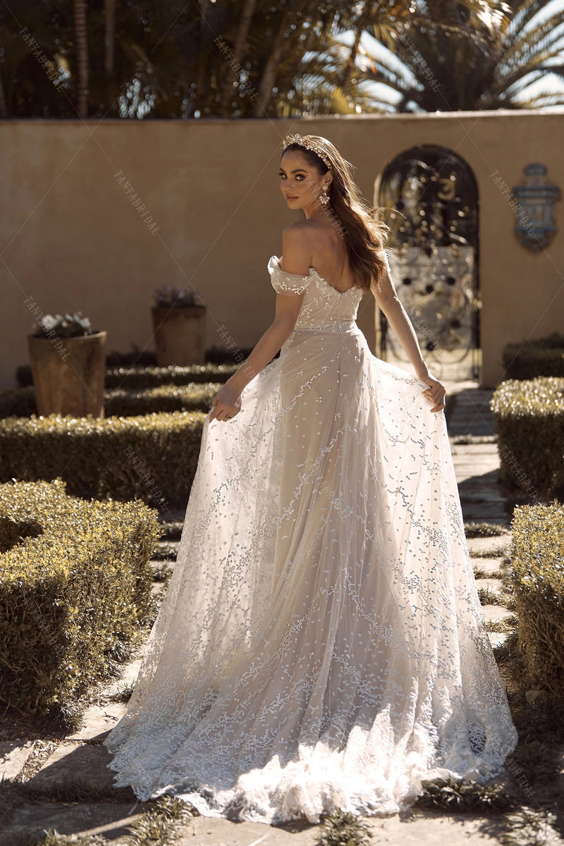 Geometric Patterned Stretch Lace Wedding Dresses – TANYA BRIDAL