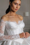 Vintage Long Sleeves Ball Grown Wedding Dreses