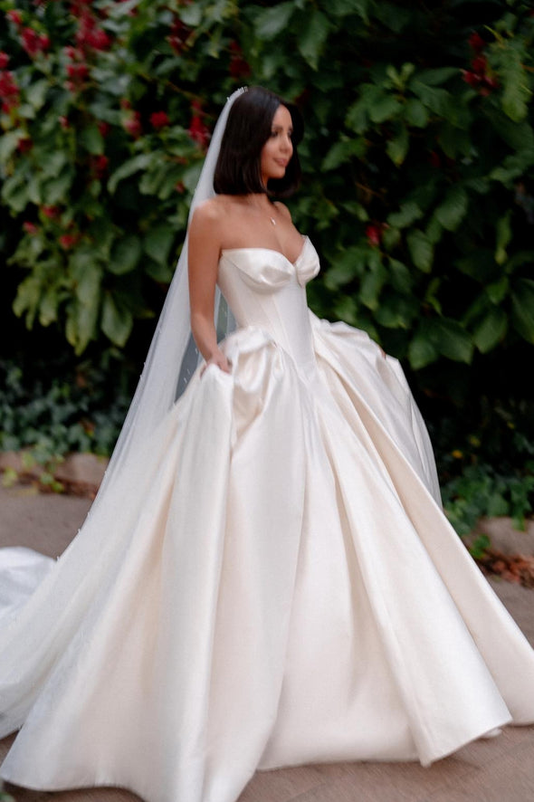 V-neck Satin Ball Grown Wedding Dresses