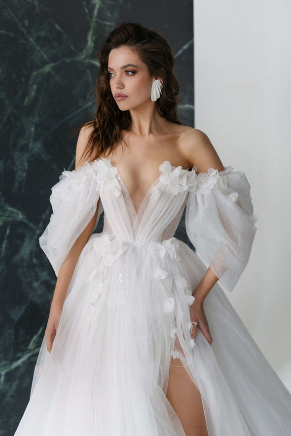 3D FlowerWedding Dresses with Detachable Sleeves