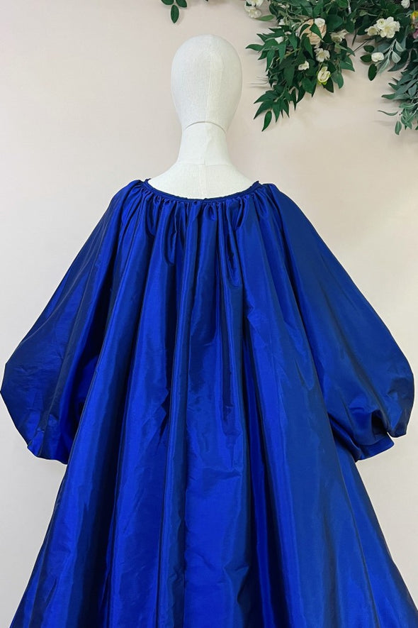 Long Puffy Blue Wedding Evening Cape Full Sleeves