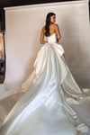 Elegant A Line Sweetheart  Long Bridal Dress With Chapel Train