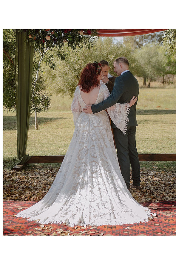 Plus Size Bohemian Long Lace Wedding Dress