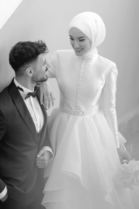 Modest Ruffles Wedding Dress For Muslim