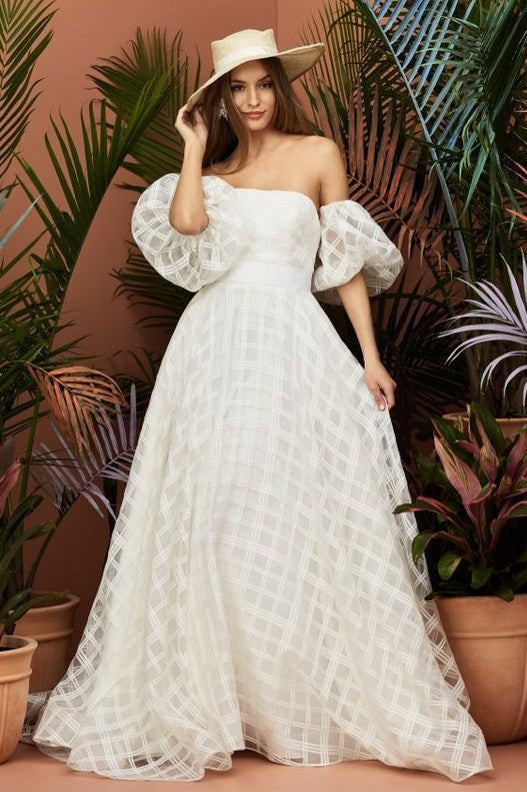 Raven Daria Tea Length With Detachable Sleeves Star Gown, 2021 Prom Dr –  Berryera