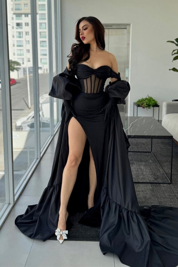 Modern Black Off-the-Shoulder Prom Dress With Cape