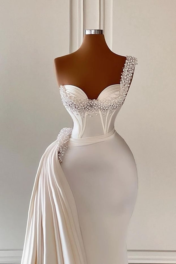 Luxury One Shoulder Long Mermaid Wedding Dress With Pearls