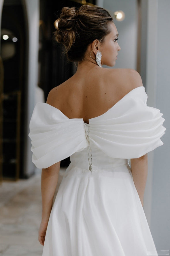 Charming Off The Shoulder Pleat Sweetheart Satin A Line Wedding Dresses