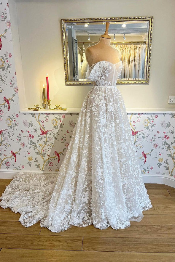 Romantic Flora Lace Wedding Gown