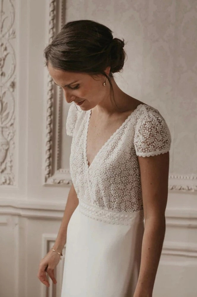 V Neck Short Sleeves Lace Modest A Line Wedding Dress 