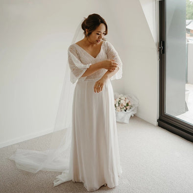 Short Flare Sleeves Wedding Dresses V-Neck Floor Length ZW457